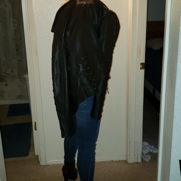 NWT Guess leather jacket - Picture 5 of 7